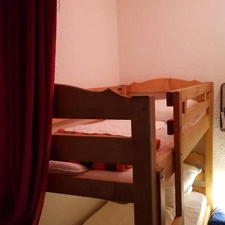 Appartement Rénové Avec Balcon Et Parking à Flaine - Fr-1-425-121 Arâches